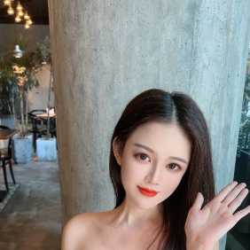 白云梅花园性感大长腿嫩妹兼值 - 柚子